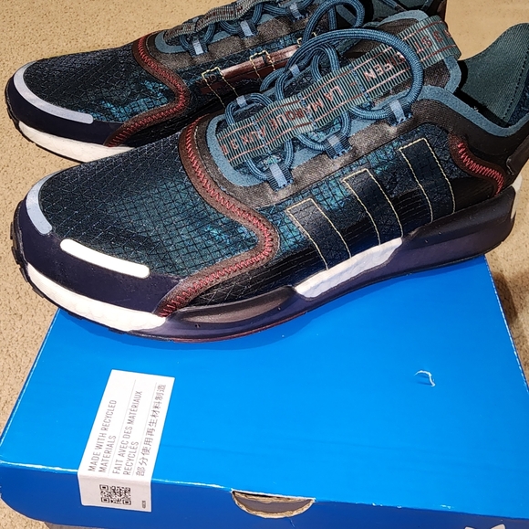 ADIDAS WOMAN ATHLETIC SHOES - Picture 4 of 5